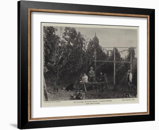 Lady Hop-Pickers-null-Framed Giclee Print