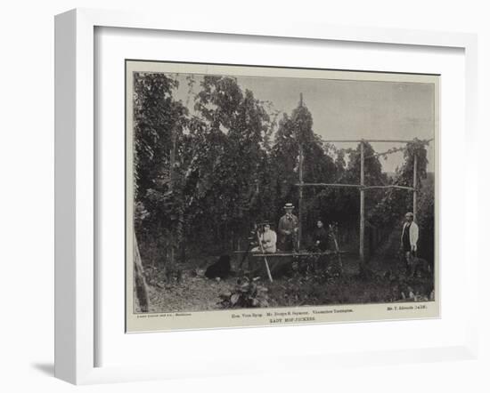 Lady Hop-Pickers-null-Framed Giclee Print