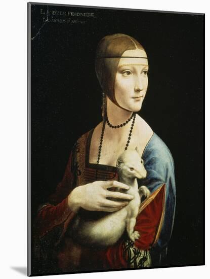 Lady with an Ermine (Portrait of Celilia Gallerani), C. 1490-Leonardo da Vinci-Mounted Giclee Print