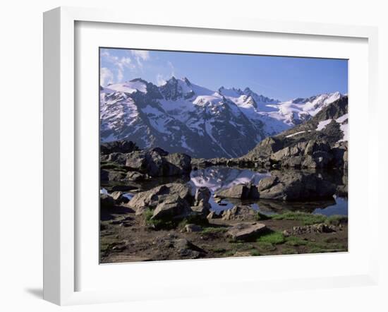 Lago (Lake) Del Loson, Gran Paradiso National Park, Near Val Nontey Valley, Valle d'Aosta, Italy-Duncan Maxwell-Framed Photographic Print