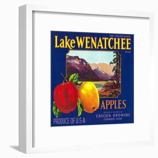 Lake Wenatchee Apple Label - Cashmere, WA-Lantern Press-Framed Art Print