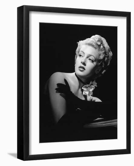 Lana Turner, 1945-null-Framed Photographic Print