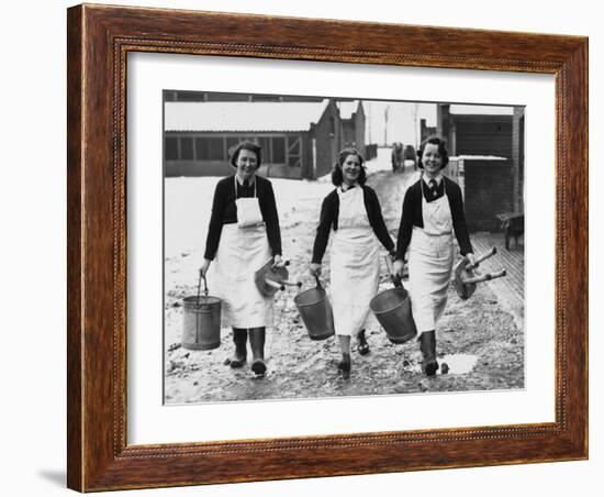 Land Girls WWII-Robert Hunt-Framed Photographic Print