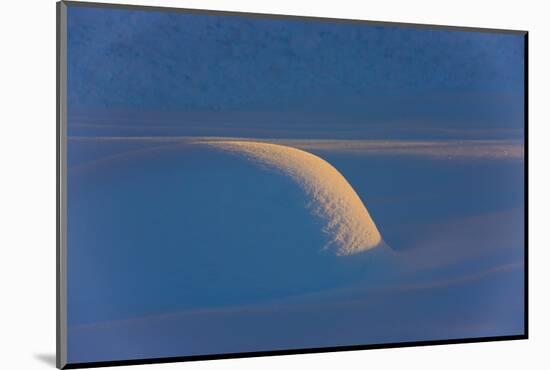 Landscape of snow mound at sunset, Haines, Alaska, USA-Keren Su-Mounted Photographic Print