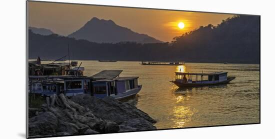 Laotian Fishing Village-Art Wolfe-Mounted Photographic Print