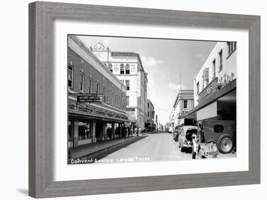 Laredo, Texas - Convent Avenue-Lantern Press-Framed Art Print