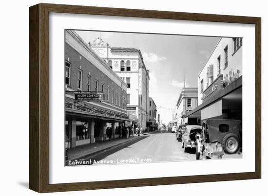 Laredo, Texas - Convent Avenue-Lantern Press-Framed Art Print