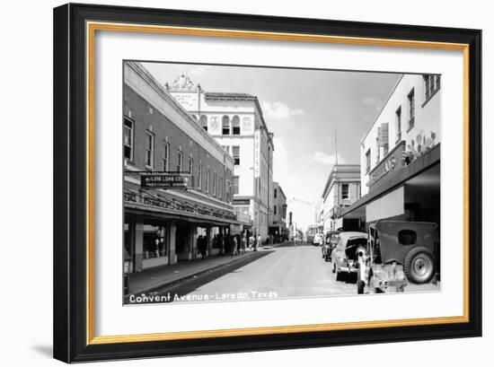 Laredo, Texas - Convent Avenue-Lantern Press-Framed Art Print