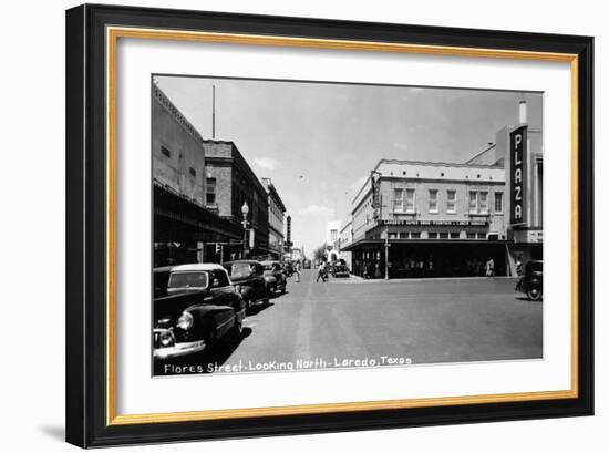 Laredo, Texas - Northern View up Flores Street-Lantern Press-Framed Art Print