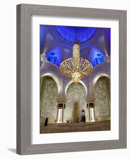 Largest Chandelier in the World Inside Sheikh Zayed Bin Sultan Al Nahyan Mosque, Abu Dhabi-null-Framed Photographic Print