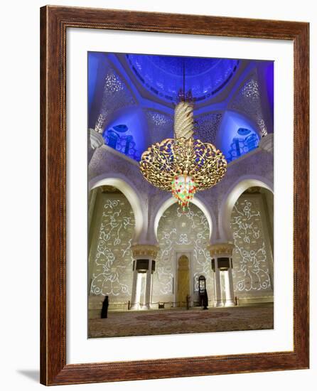 Largest Chandelier in the World Inside Sheikh Zayed Bin Sultan Al Nahyan Mosque, Abu Dhabi-null-Framed Photographic Print