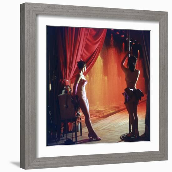 Las Vegas Chorus Showgirls Backstage During a Performance-Loomis Dean-Framed Photographic Print