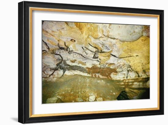 Lascaux Caves, Right Wall of the Hall of Bulls, C. 17,000 BC-null-Framed Giclee Print