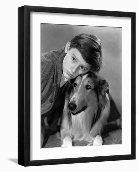 Lassie Come Home, Roddy McDowall, Lassie, 1943-null-Framed Photo