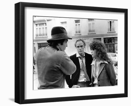 LAST TANGO IN PARIS, 1972 directed by BERNADO BERTOLUCCI On the set, Bernado Bertolucci directs Mar-null-Framed Photo