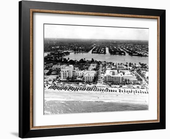 Lauderdale Beach and Islands, C.1950-null-Framed Photographic Print