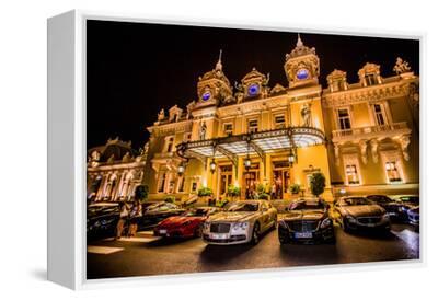 Casino de nuit à Monaco