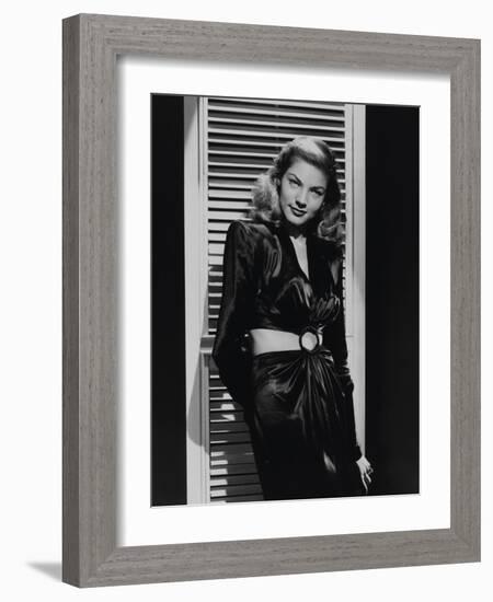 Lauren Bacall "To Have And Have Not" 1944 Directed by Howard Hawks-null-Framed Photographic Print