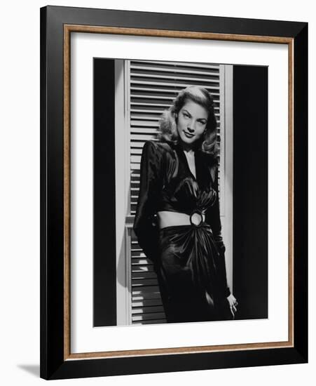 Lauren Bacall "To Have And Have Not" 1944 Directed by Howard Hawks-null-Framed Photographic Print