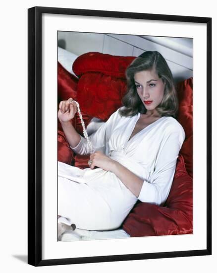 Lauren Bacall-null-Framed Photographic Print