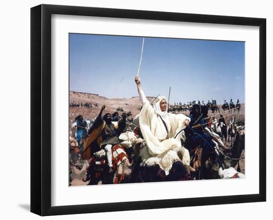 LAWRENCE OF ARABIA, 1962 directed by DAVID LEAN Peter O'Toole (photo)-null-Framed Photo