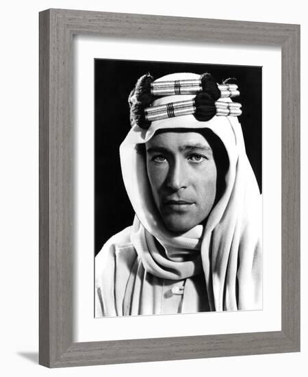 Lawrence of Arabia, Directed by David Lean, Peter O'Toole, 1962-null-Framed Photo