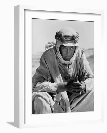 Lawrence of Arabia, Peter O'Toole, 1962-null-Framed Premium Photographic Print