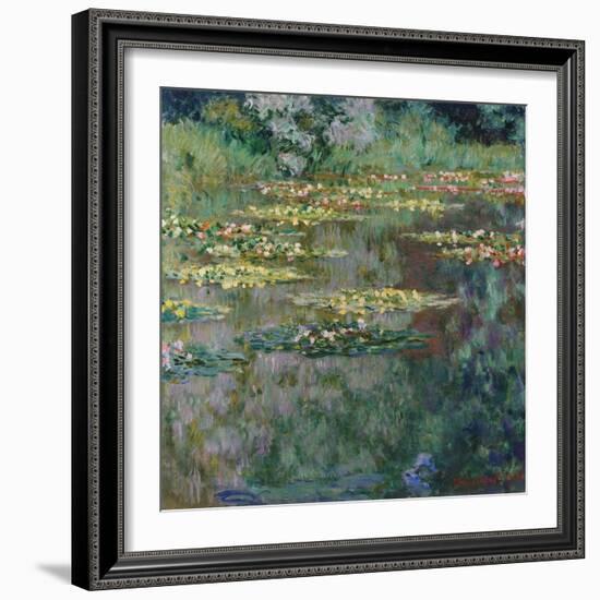 Le Bassin, 1904-Claude Monet-Framed Giclee Print