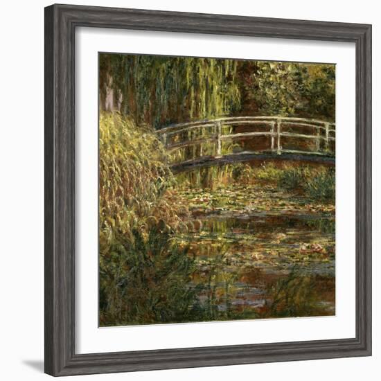 Le Bassin Aux Nympheas: Harmonie Rose-Claude Monet-Framed Giclee Print