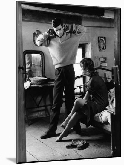 Le beau Serge by ClaudeChabrol with Jean Claude Brialy and Bernadette Lafont, 1958 (b/w photo)-null-Mounted Photo