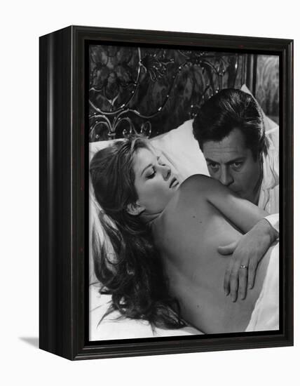 Le Bel Antonio by MauroBolognini with Claudia Cardinale and Marcello Mastroianni, 1960 (b/w photo)-null-Framed Stretched Canvas