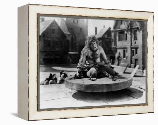 Le bossu by Notre Dame THE HUNCHBACK OF NOTRE DAME by WallaceWorsley with Lon Chaney Sr (Quasimodo)-null-Framed Stretched Canvas