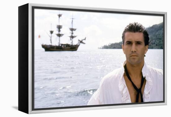 Le Bounty by Roger Donaldson with Mel Gibson, 1984 (photo)-null-Framed Stretched Canvas