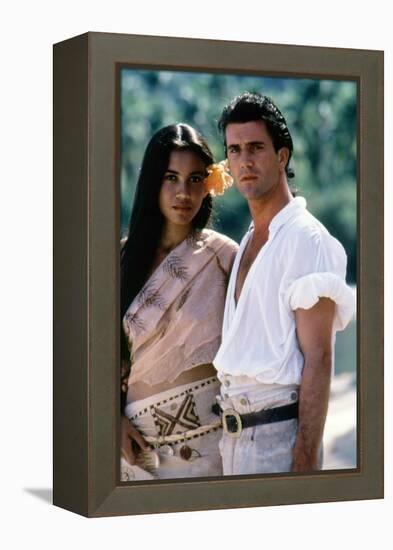 Le Bounty by Roger Donaldson with Wi Kuki Kaa and Mel Gibson, 1984 (photo)-null-Framed Stretched Canvas