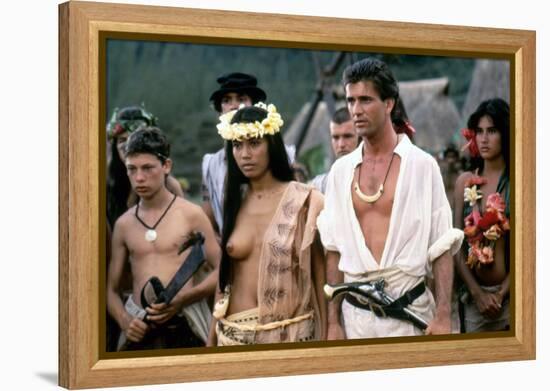 Le Bounty by Roger Donaldson with Wi Kuki Kaa and Mel Gibson, 1984 (photo)-null-Framed Stretched Canvas