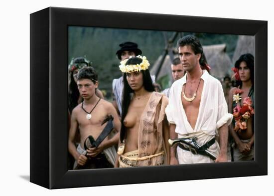 Le Bounty by Roger Donaldson with Wi Kuki Kaa and Mel Gibson, 1984 (photo)-null-Framed Stretched Canvas