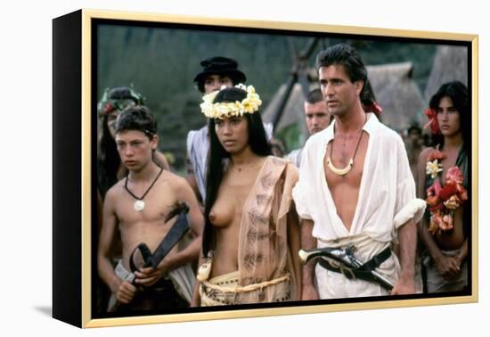 Le Bounty by Roger Donaldson with Wi Kuki Kaa and Mel Gibson, 1984 (photo)-null-Framed Stretched Canvas