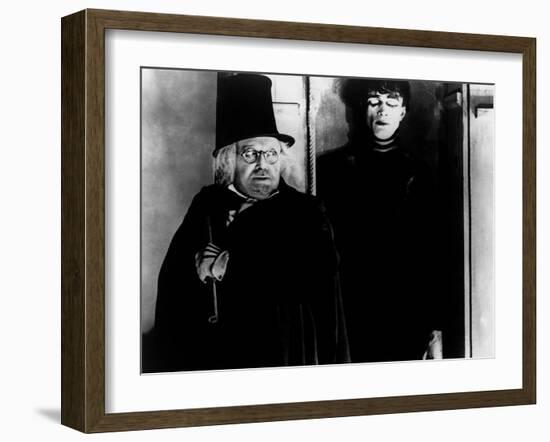 Le cabinet du Docteur Caligari-null-Framed Photo