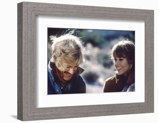 Le Cavalier electrique THE ELECTRIC HORSEMAN by SydneyPollack with Robert Redford and Jane Fonda, 1-null-Framed Photo