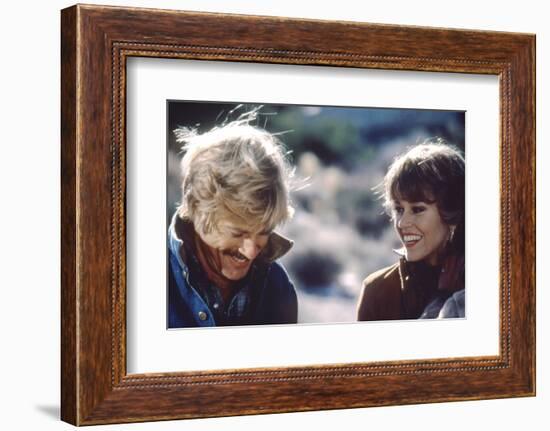 Le Cavalier electrique THE ELECTRIC HORSEMAN by SydneyPollack with Robert Redford and Jane Fonda, 1-null-Framed Photo