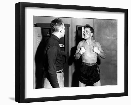 LE CHAMPION by MarkRobson with Paul Stewart and Kirk Douglas, 1949 (b/w photo)-null-Framed Photo