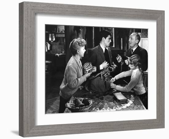 Le chemin des ecoliers by Michel Boisrond with Paulette Dubost, Alain Delon and Andre Bourvil, 1959-null-Framed Photo