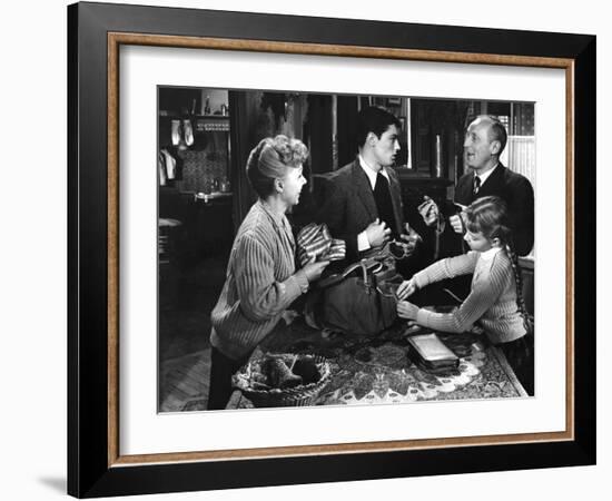 Le chemin des ecoliers by Michel Boisrond with Paulette Dubost, Alain Delon and Andre Bourvil, 1959-null-Framed Photo