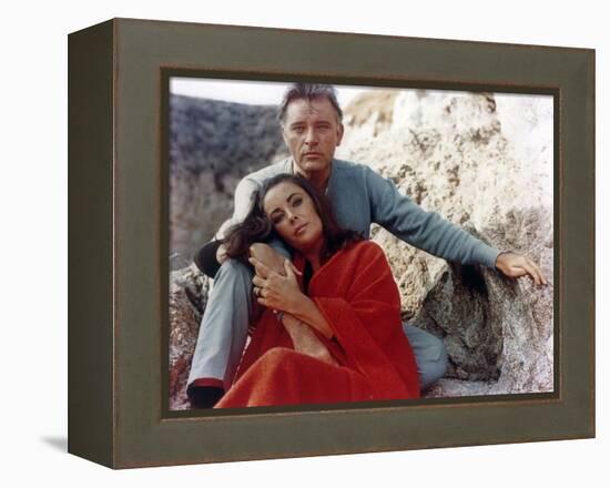 Le Chevalier des Sables THE SANDPIPER by Vincente Minnelli with Richard Burton and Elizabeth Taylor-null-Framed Stretched Canvas