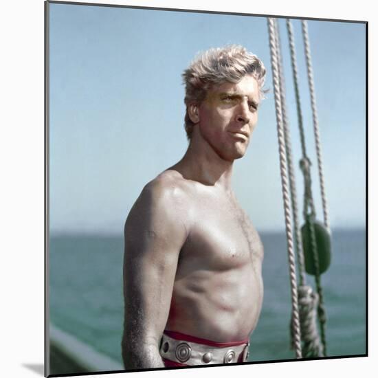 Le Corsaire Rouge The Crimson Pirate by Robert Siodmak with Burt Lancaster, 1952 (photo)-null-Mounted Photo