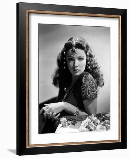 Le Crepuscule SUNDOWN by HenryHathaway with Gene Tierney, 1941 (b/w photo)-null-Framed Photo