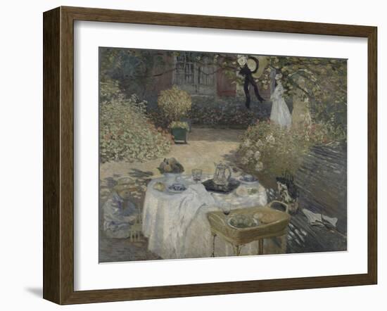 Le déjeuner ; panneau décoratif, jardin de Monet à Argenteuil, à gauche son fils Jean.-Claude Monet-Framed Giclee Print