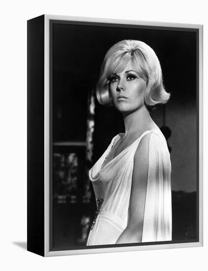 Le Demon des Femmes THE LEGEND OF LYLAH CLARE by Robert Aldrich with Kim Novak, 1968 (b/w photo)-null-Framed Stretched Canvas