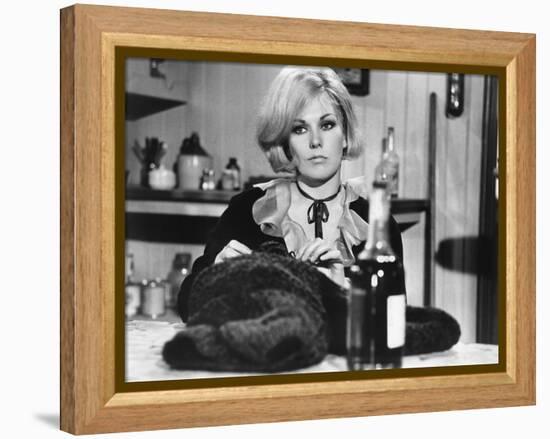 Le Demon des Femmes THE LEGEND OF LYLAH CLARE by Robert Aldrich with Kim Novak, 1968 (photo)-null-Framed Stretched Canvas