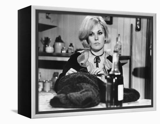 Le Demon des Femmes THE LEGEND OF LYLAH CLARE by Robert Aldrich with Kim Novak, 1968 (photo)-null-Framed Stretched Canvas